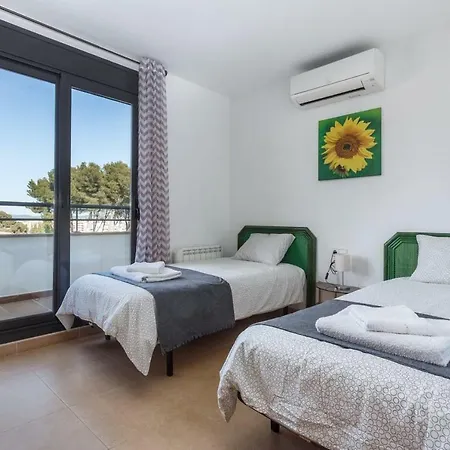Luxury Near The Sea